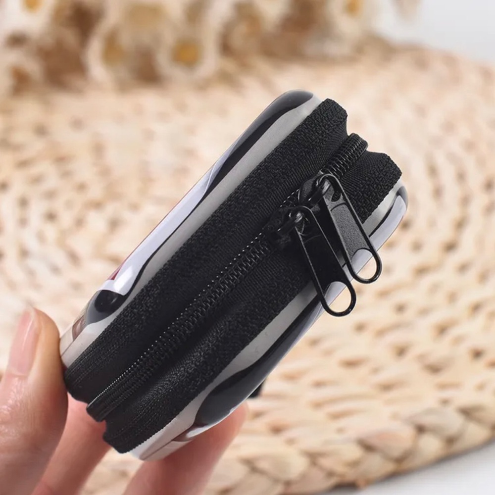 Small EarPod case - Picture 3 of 3